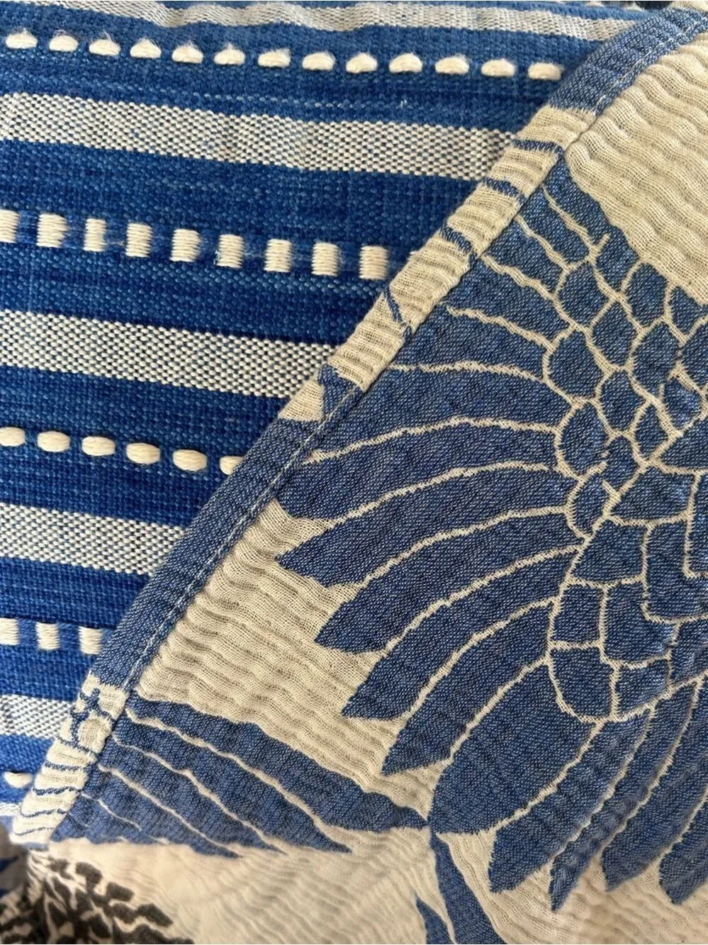 2 PC Striped Accent Pillow + Wrap Colbalt Blue + Summer White Set of 2 NEW